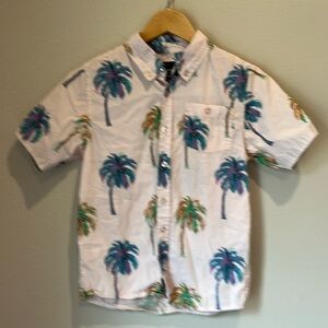 Short sleeve button up shirt - kids small.